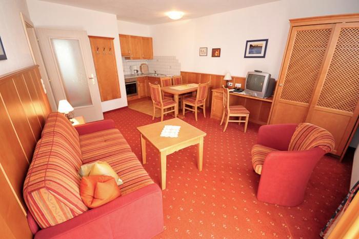 Apart Hotel Garni Strasser Zell am Ziller Rum bild